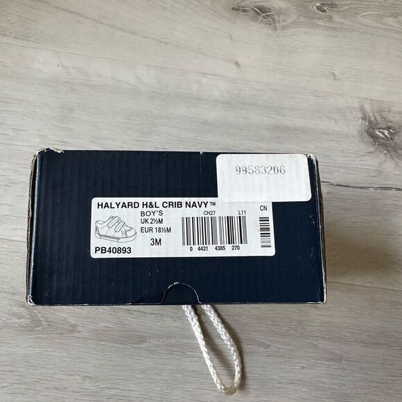 Sperry Halyard H&L Velcro Crib Navy Shoes 3M New in box‎ - Picture 6 of 6